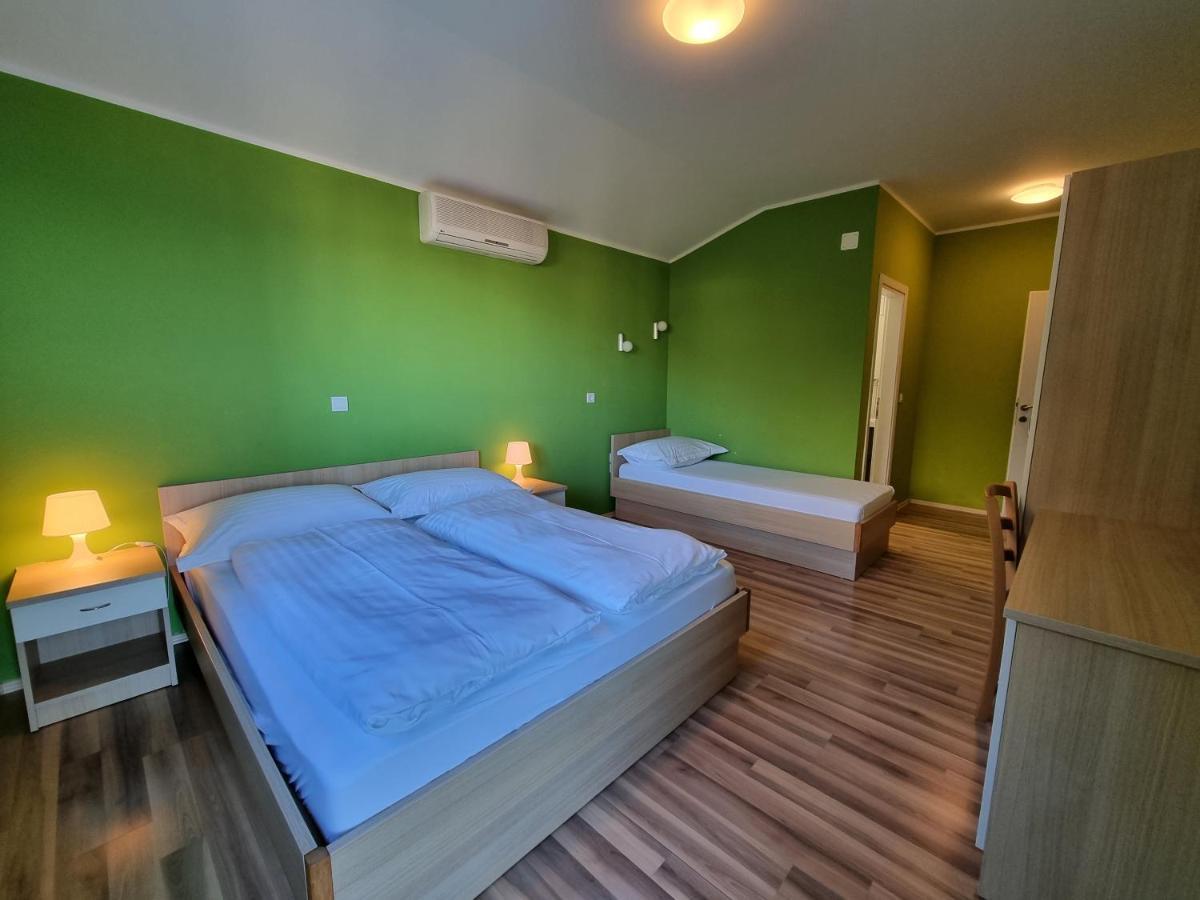 Tonka Apartma *