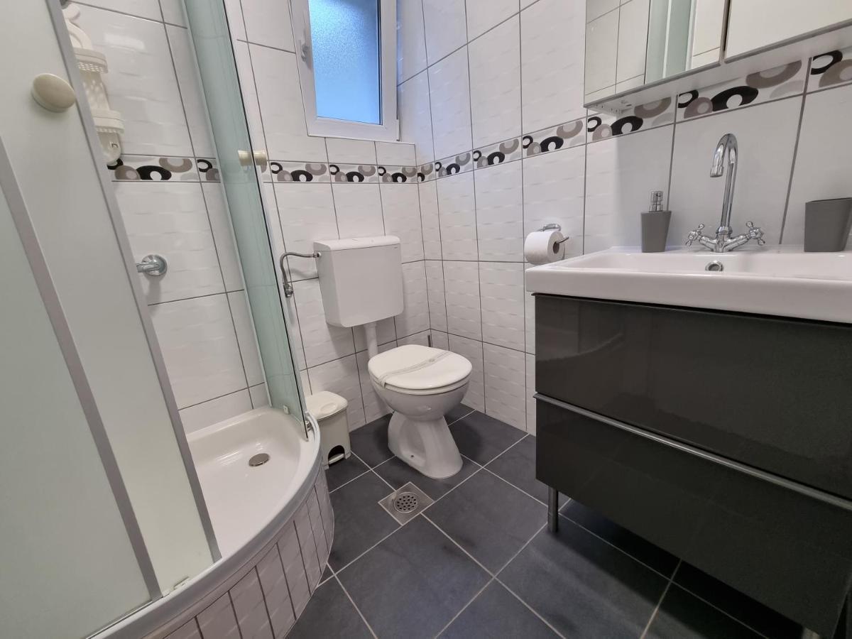 Tonka Apartma *