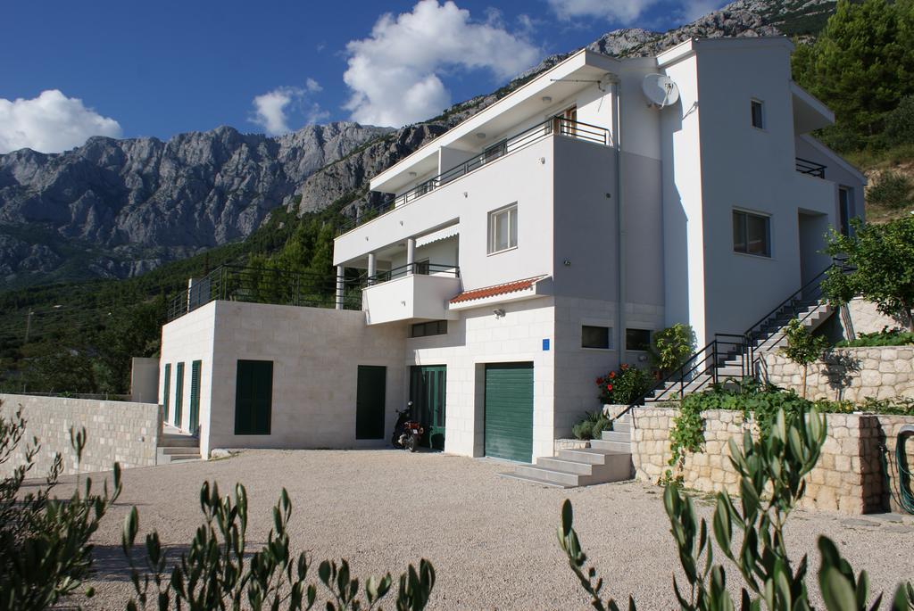Tonka Apartma Makarska