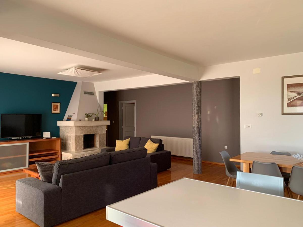 Tonka Apartment *